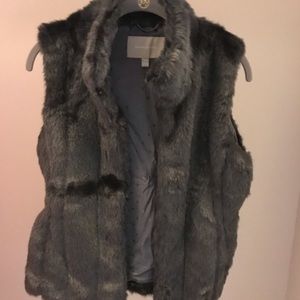 Faux fur Banana Republic vest